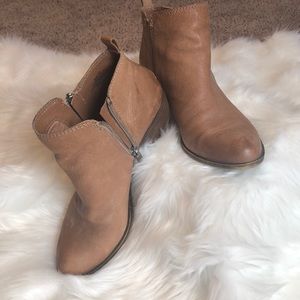 Women’s Lucky Brand leather bootie